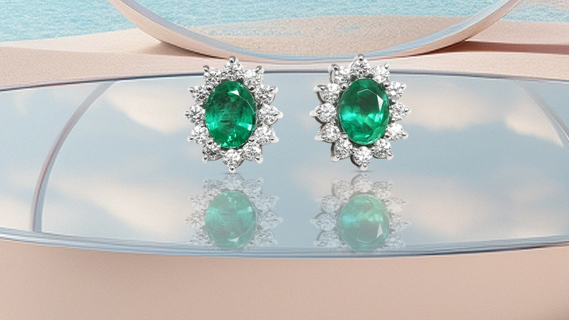 Emerald Earrings With Round Diamonds