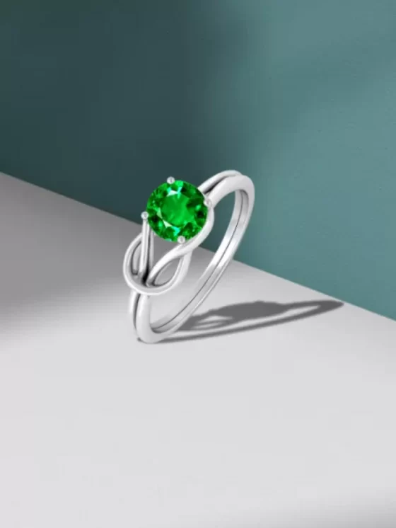 Vintage Prong Set Round Emerald Solitaire Ring