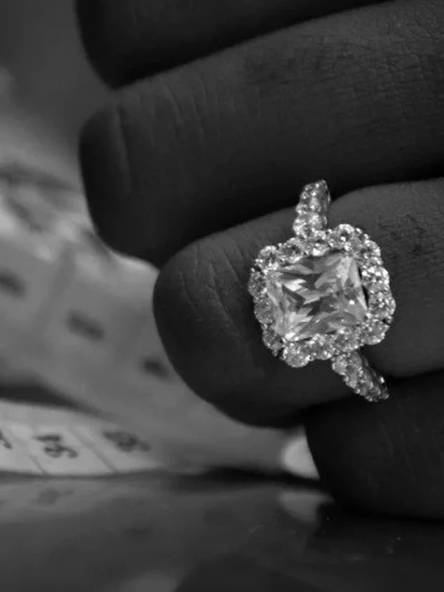 Ways To Discreetly Get Her Ring Size Ways To Discreetly Get Her Ring Size