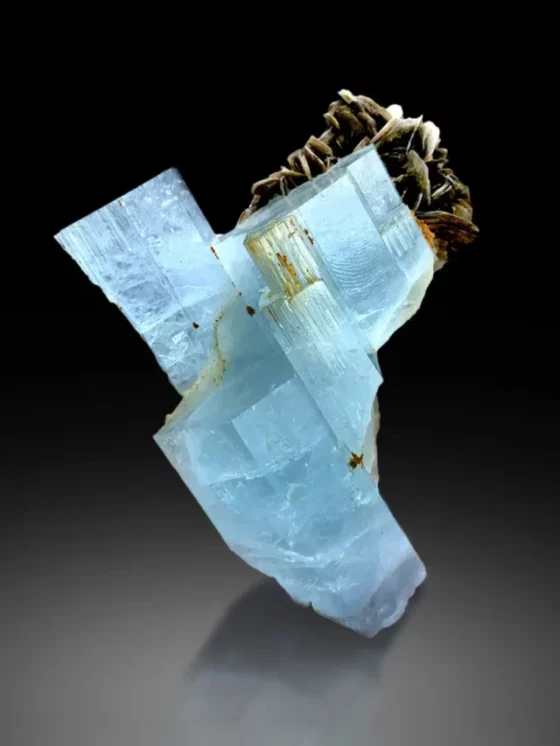 Beauty and Secrets of Aquamarine