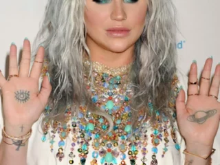 Kesha - The Influencer Of Jewelry Trends