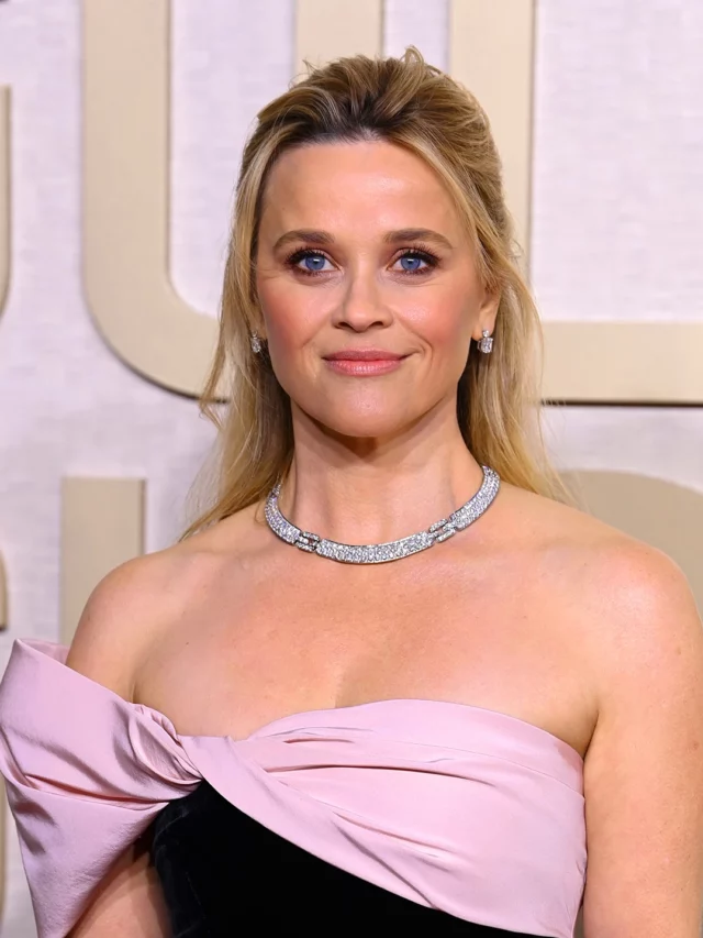 Reese Witherspoon’s Jewelry Looks- Glamor on Display Reese Witherspoon’s Jewelry Looks- Glamor on Display