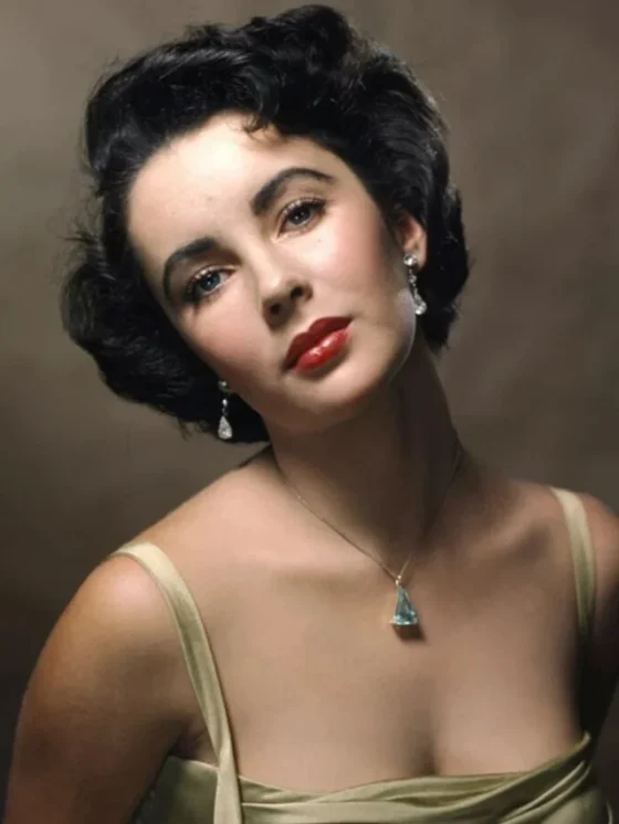 Elizabeth Taylor’s Iconic Shining Moments