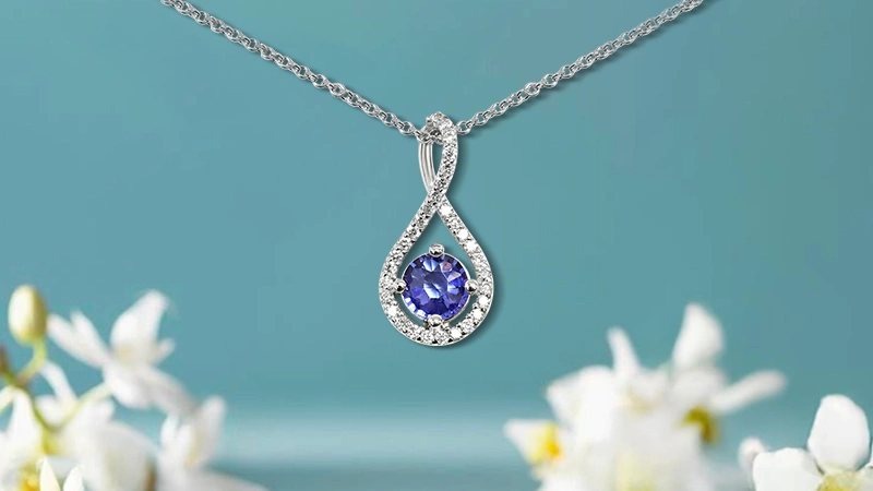Round Blue Sapphire Pendant With Round Diamonds