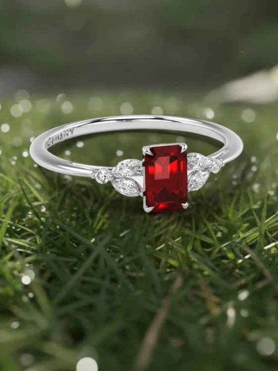 Style Nature-Inspired Rings with Different Gems